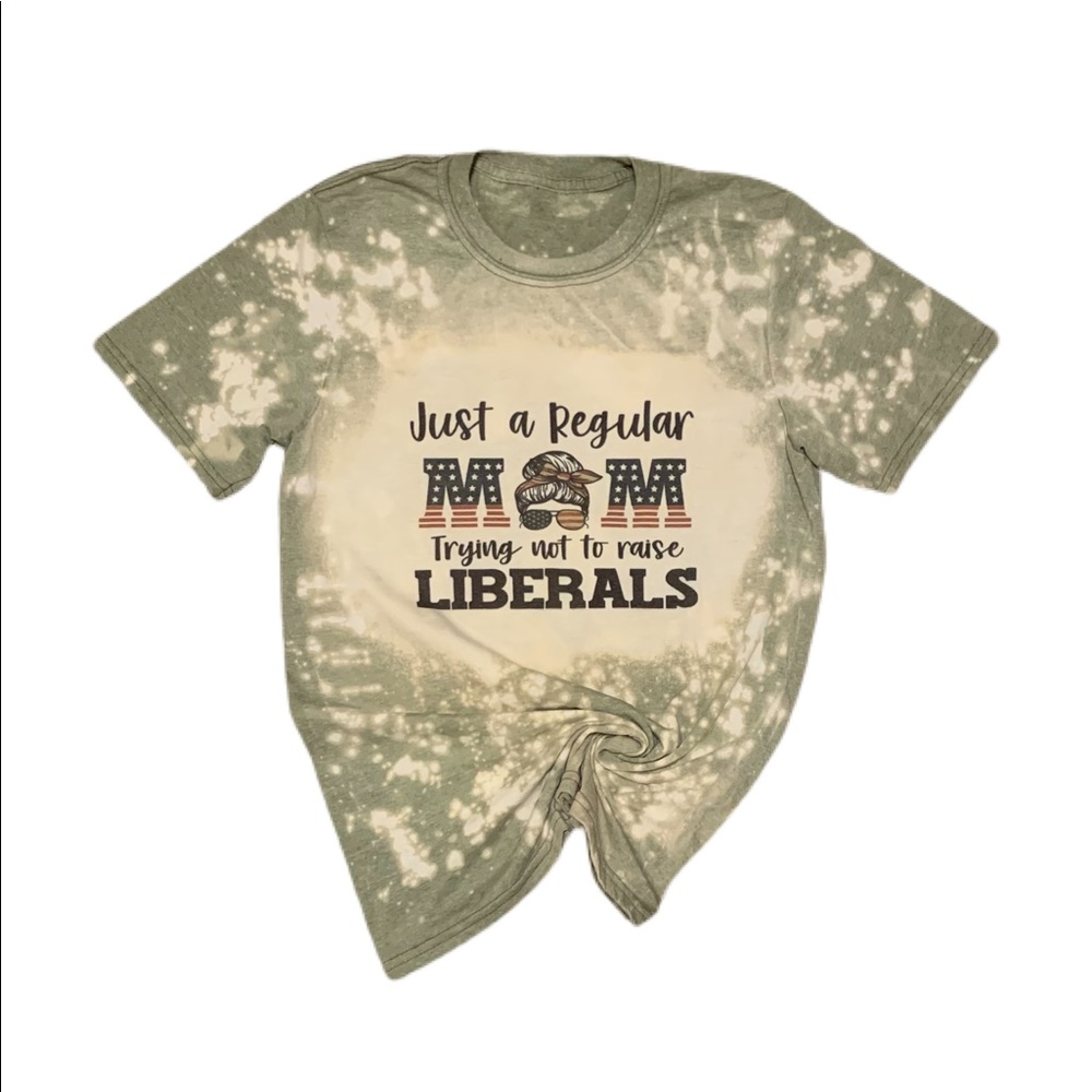 Patriotic Mom Distressed TShirt